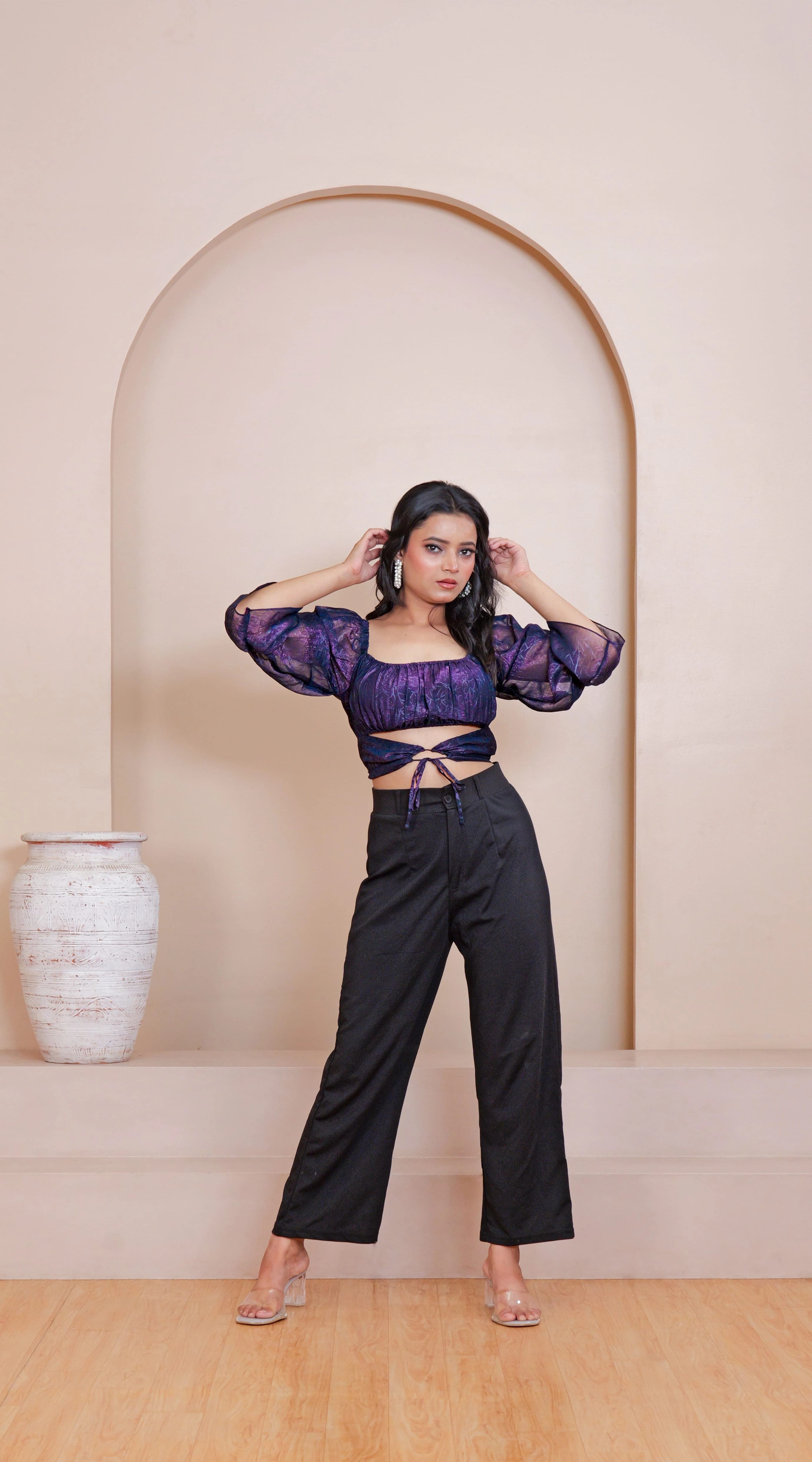 COSMO SQUARE NECK TOP